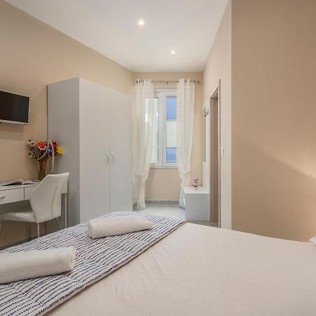 Roberto Rooms Poreč Eksteriør bilde