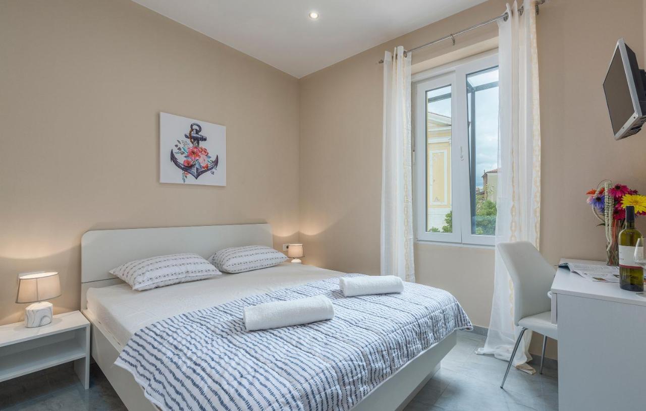 Roberto Rooms Poreč Eksteriør bilde
