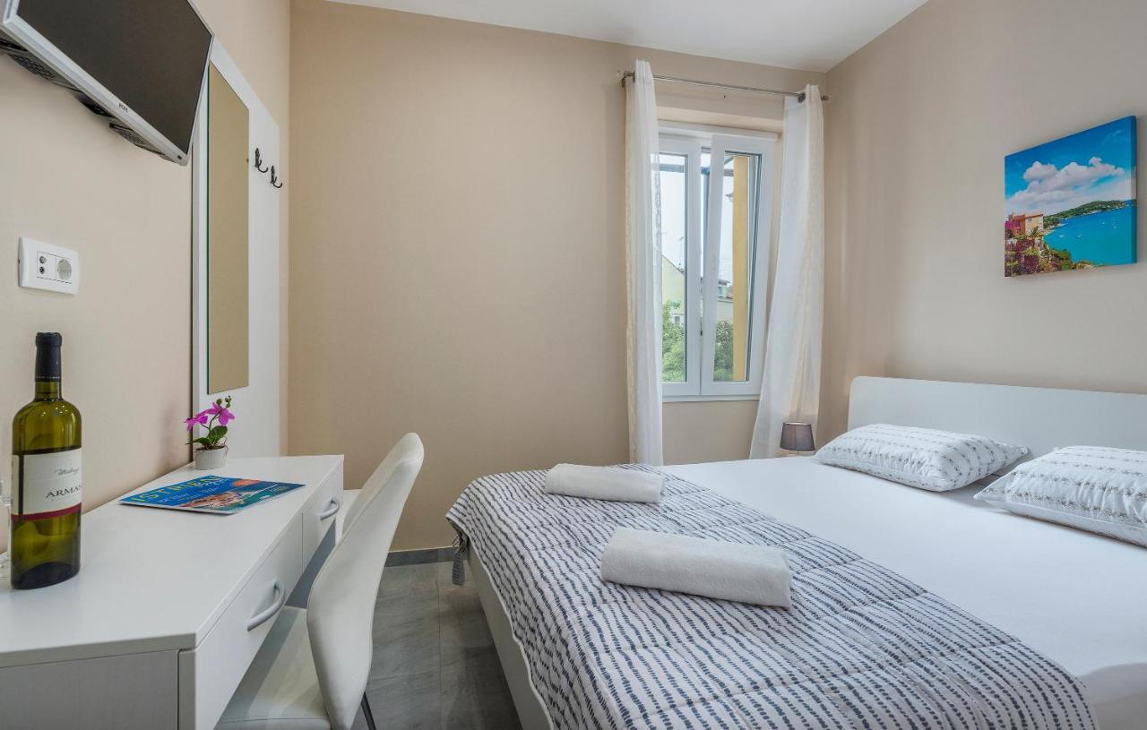 Roberto Rooms Poreč Eksteriør bilde