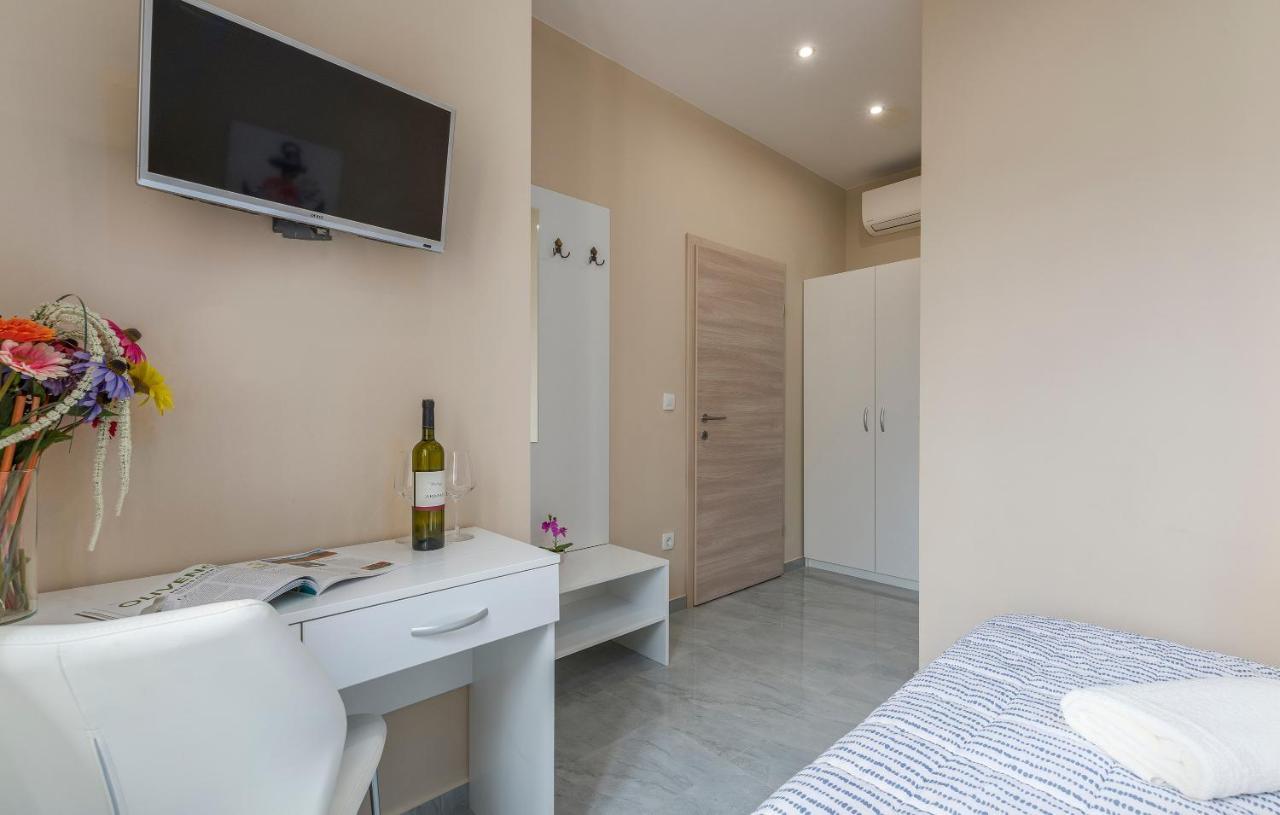 Roberto Rooms Poreč Eksteriør bilde